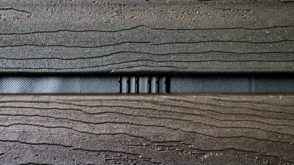 Benjamin Obdyke BattenUV Installed in Open-joint cladding application.