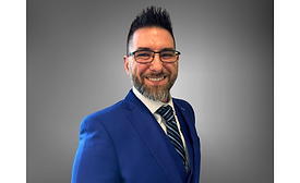 Kevin J. Hollenbeck headshot
