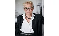 Roseann Latta Headshot