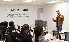 HGTV’s Dave Marrs speaks to students at Rising Stars event