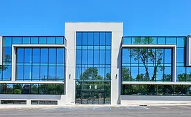 Curtainwall on commercial building