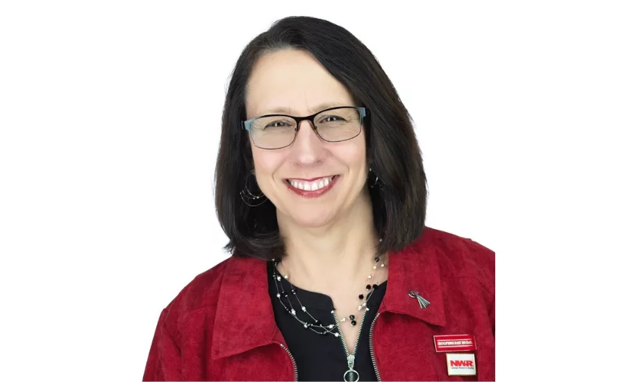 Lee Ann Slattery headshot