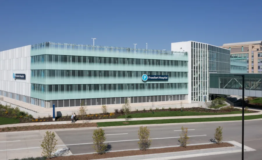 Froedtert Hospital Parking exterior