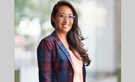 Wenzhuo Tuttle