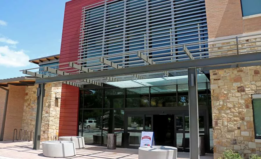Seguin Public Library 4